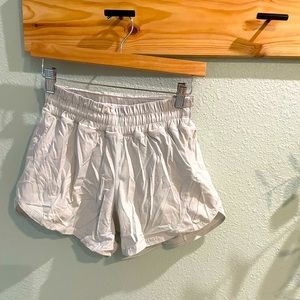 Lululemon white shorts size 6 5” inseam